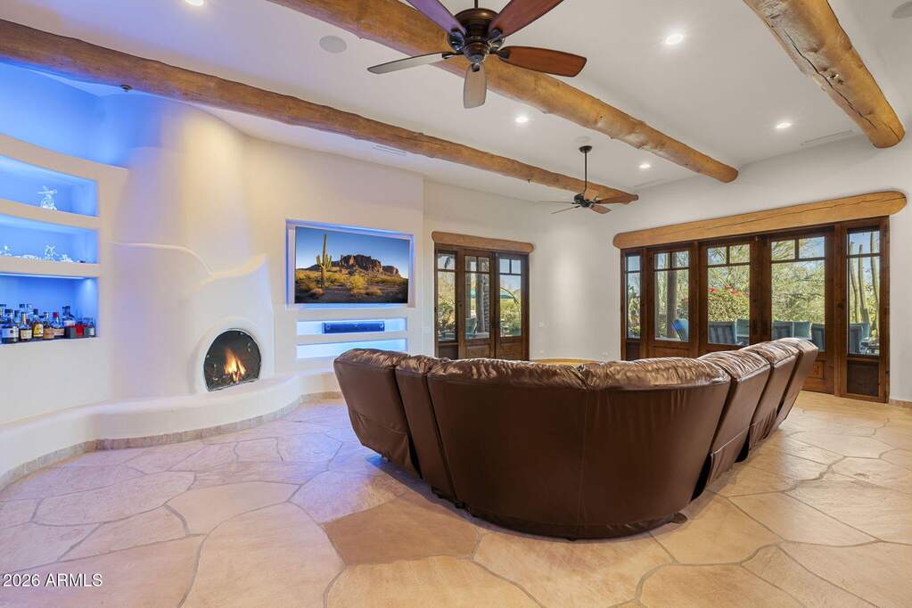 4 Bedroom Single Family Home/House's Image 17