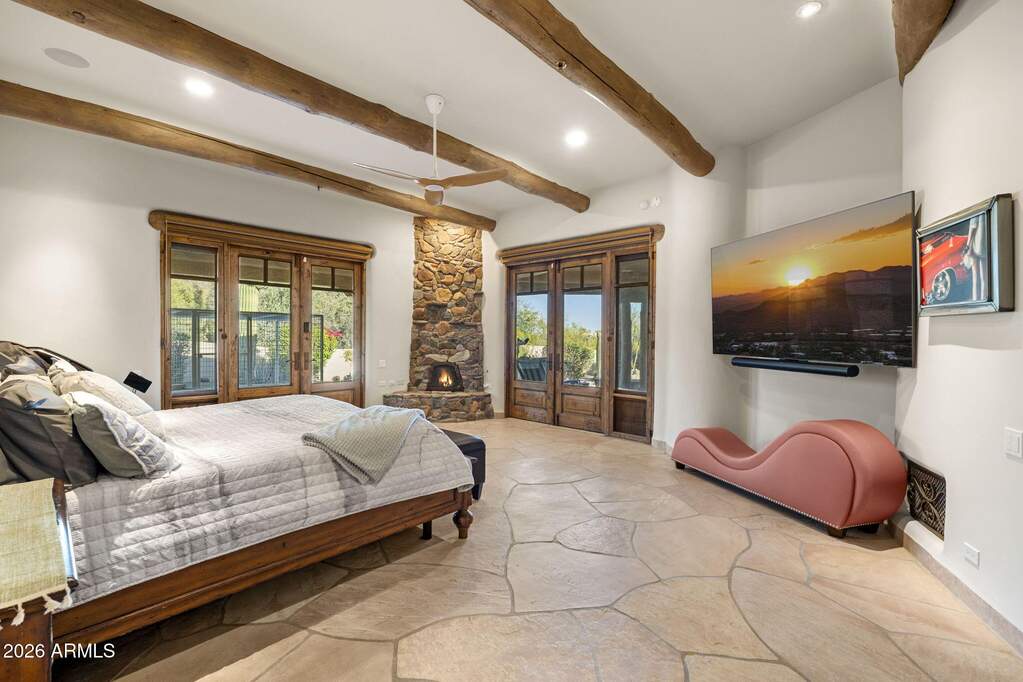 4 Bedroom Single Family Home/House's Image 25