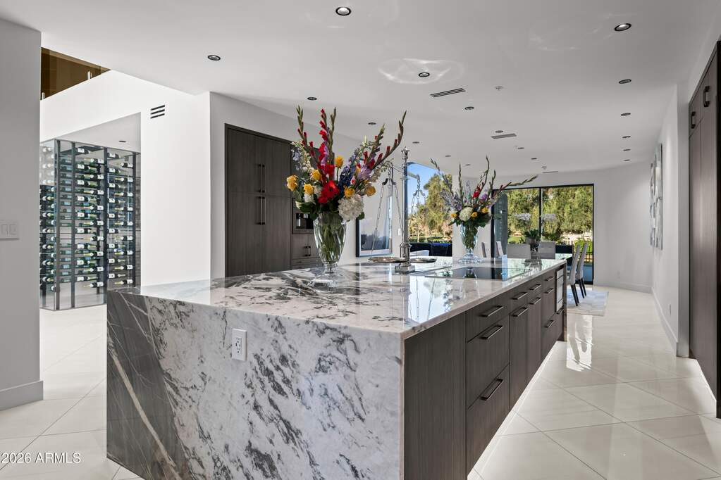 5 Bedroom Single Family Home/House's Image 14