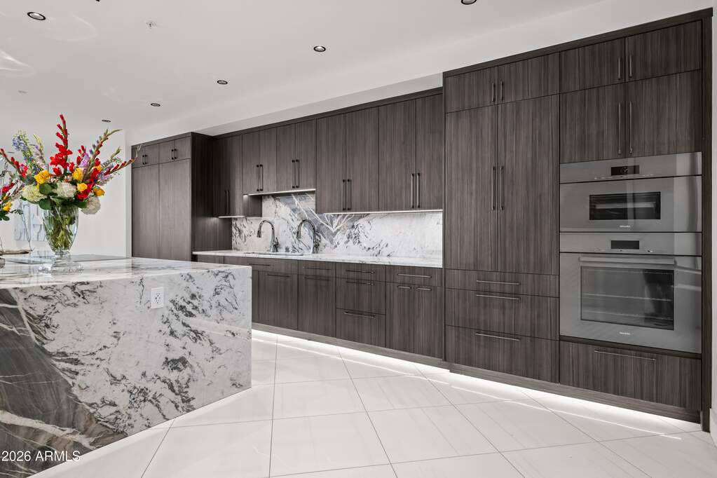 5 Bedroom Single Family Home/House's Image 16
