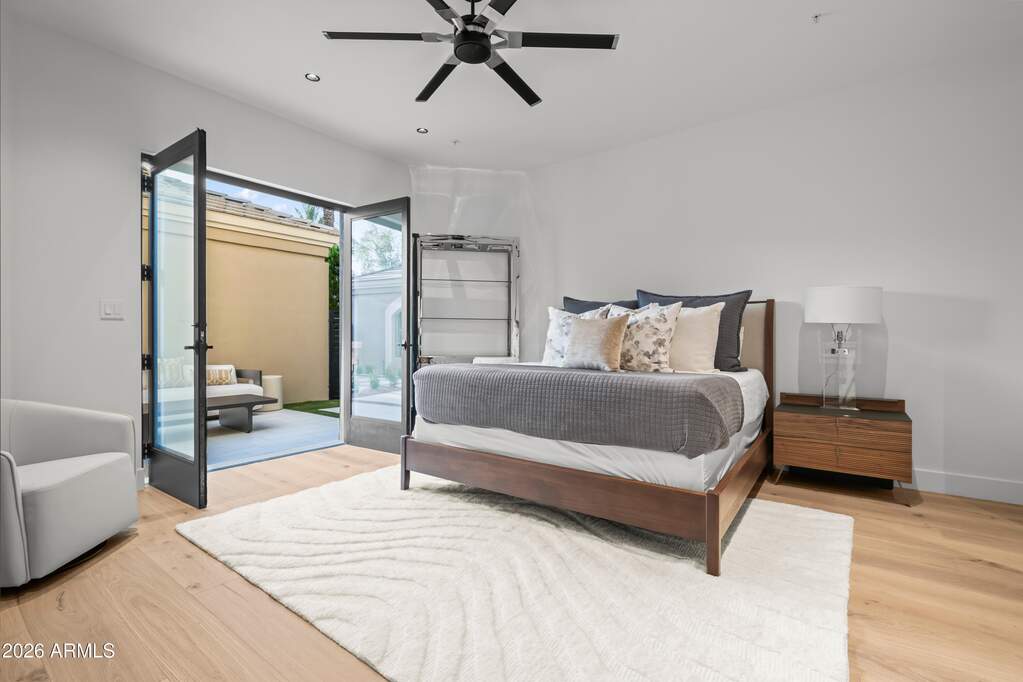 5 Bedroom Single Family Home/House's Image 26