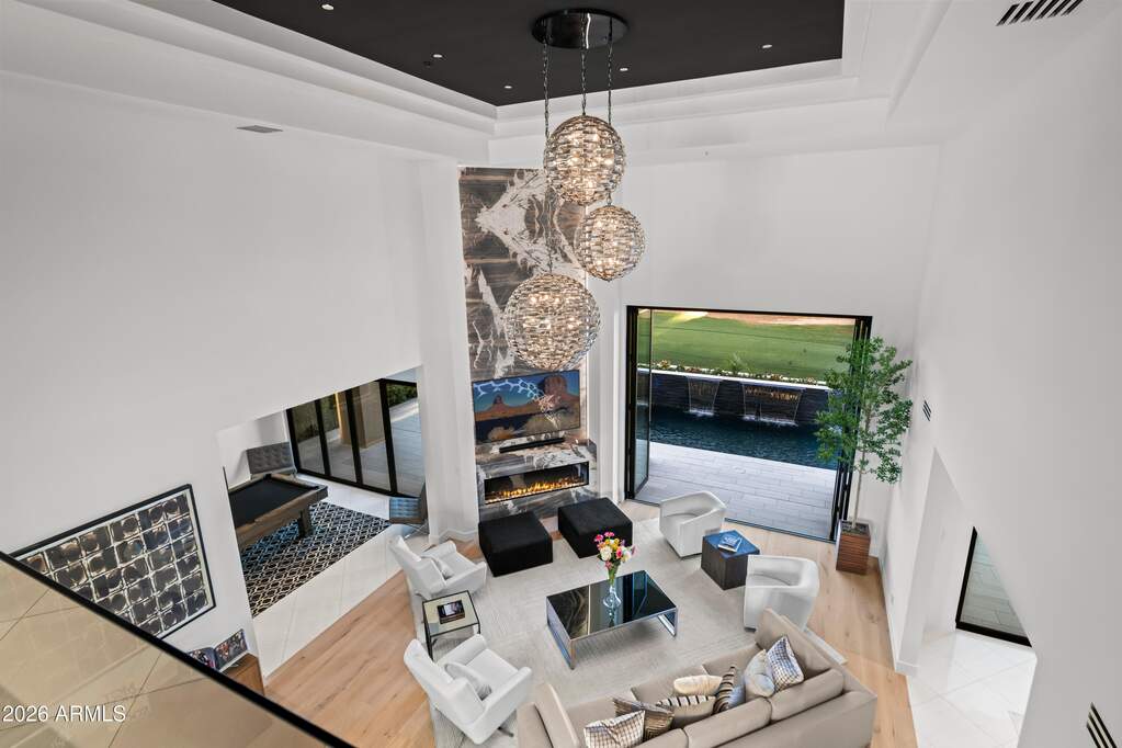 5 Bedroom Single Family Home/House's Image 36