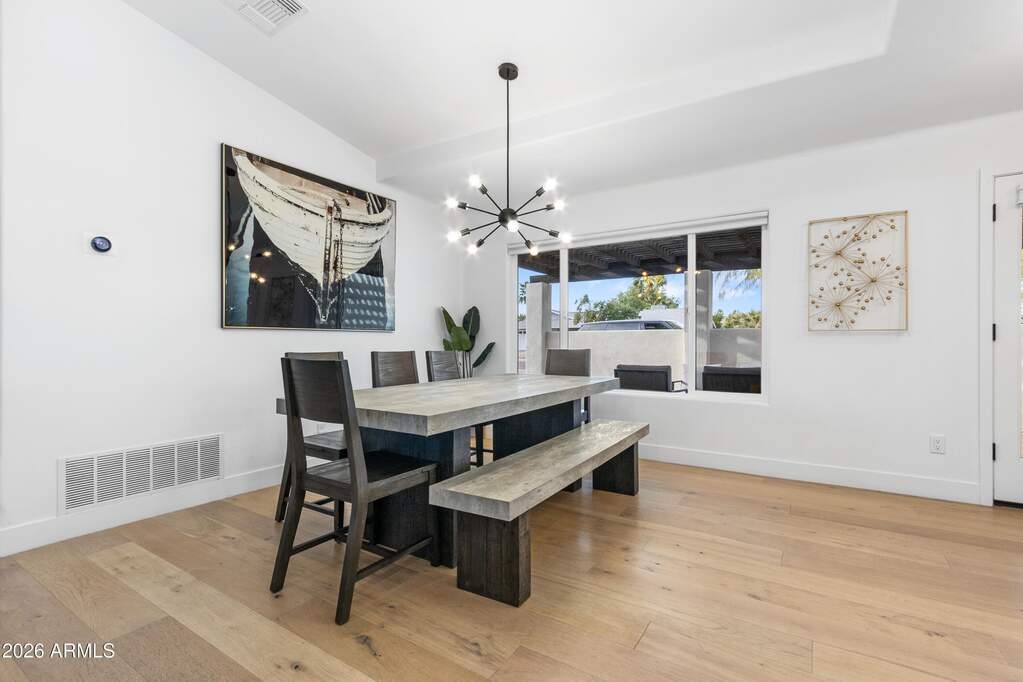 4 Bedroom Single Family Home/House's Image 10