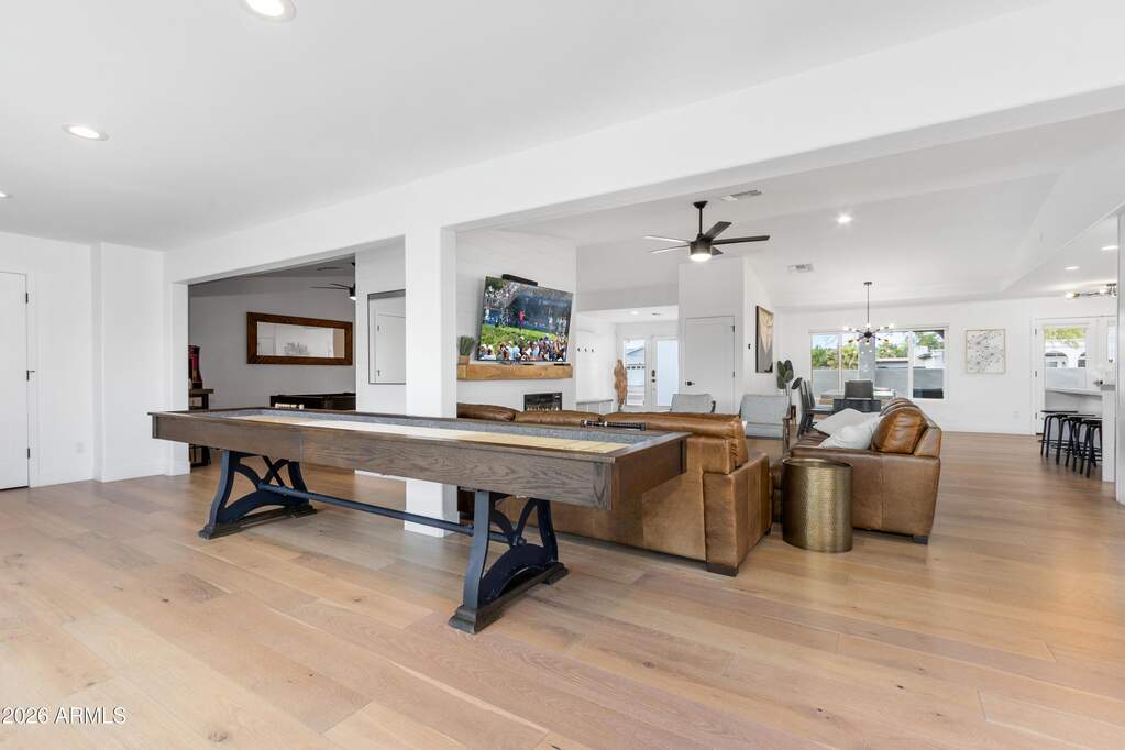 4 Bedroom Single Family Home/House's Image 13