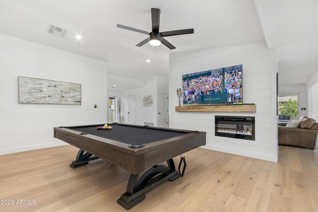 4 Bedroom Single Family Home/House's Image 16