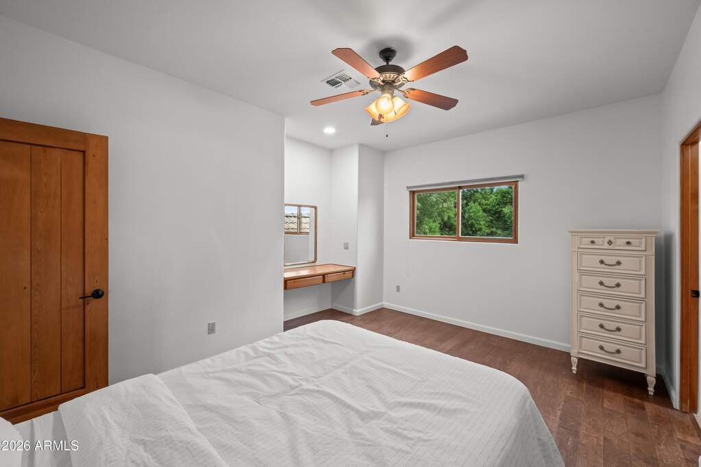 5 Bedroom Single Family Home/House's Image 35