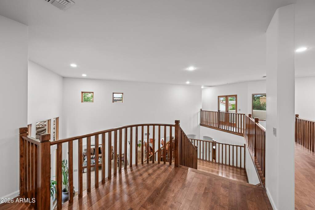 5 Bedroom Single Family Home/House's Image 36