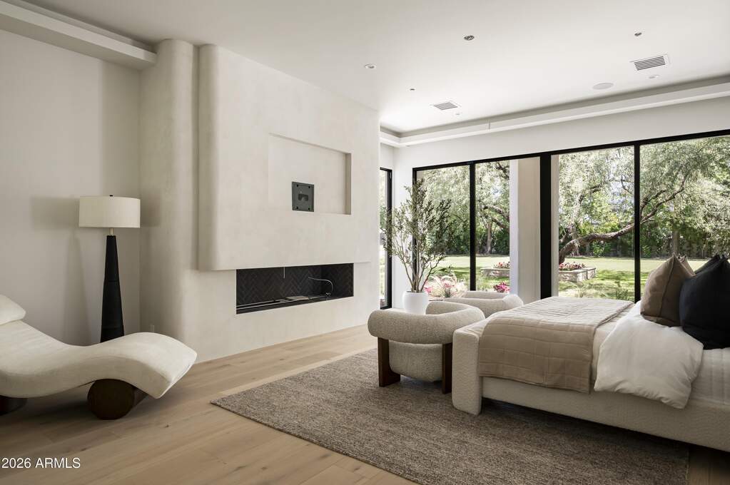 4 Bedroom Single Family Home/House's Image 13