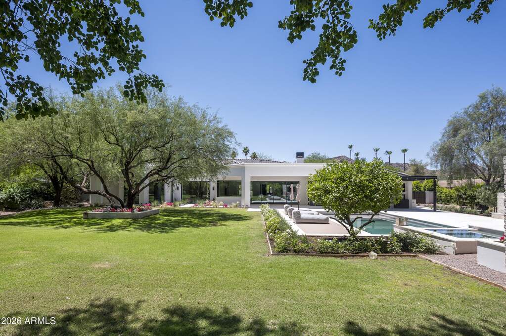 4 Bedroom Single Family Home/House's Image 30
