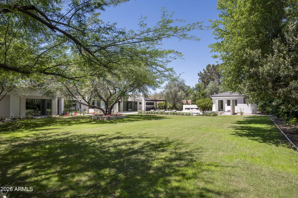 4 Bedroom Single Family Home/House's Image 33