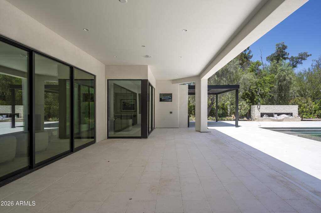 4 Bedroom Single Family Home/House's Image 34
