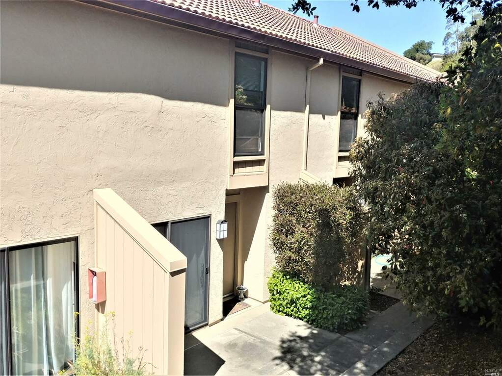 100 Marin Center Drive #71, San Rafael, CA 94903