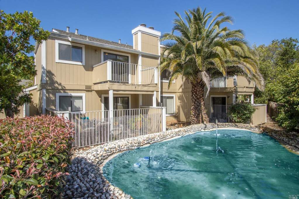 18 Hector Lane, Novato, CA 94949