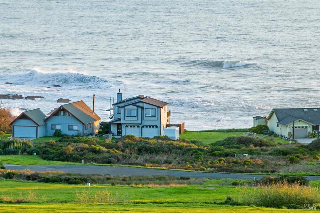 86 Steelhead Court photo