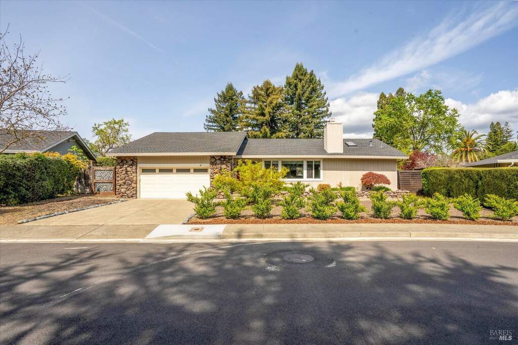 1506 Chablis Circle photo