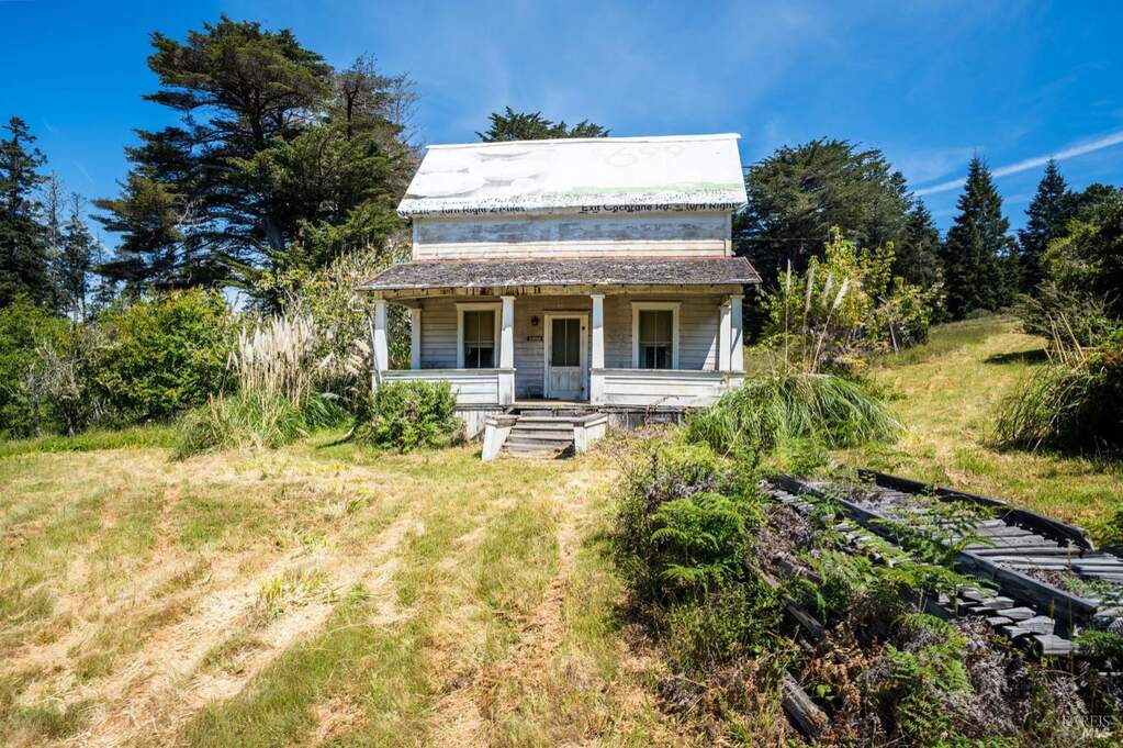44600 Little Lake Road photo