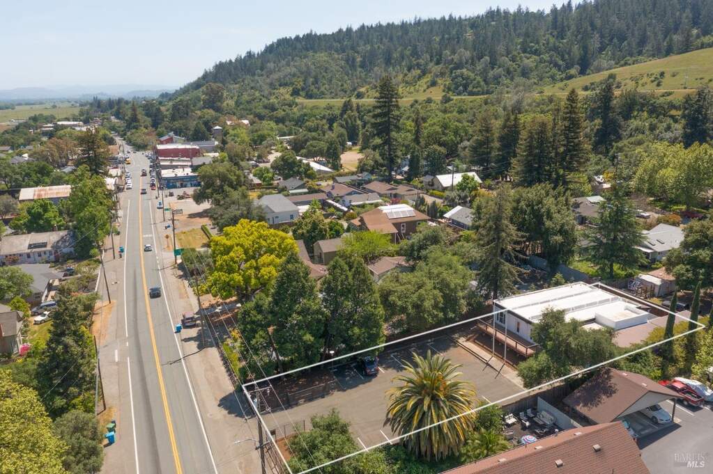 21249 Geyserville Avenue photo