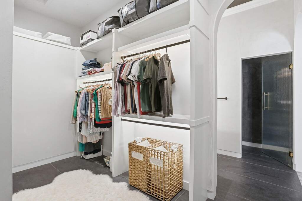 4 Bedroom Single Family Home/House's Image 17