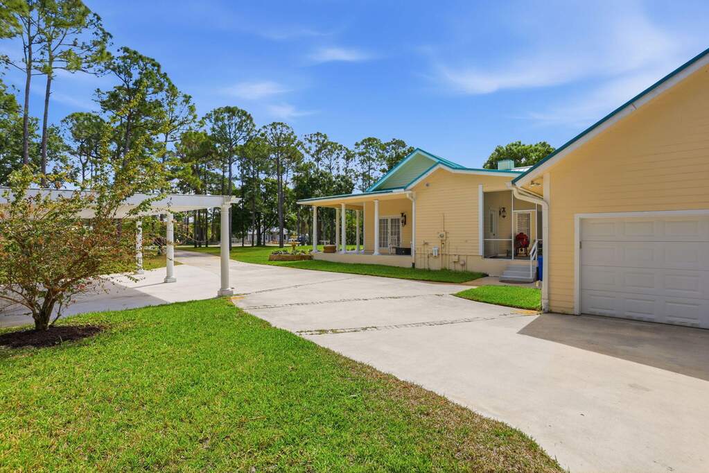 4 Bedroom Single Family Home/House's Image 36