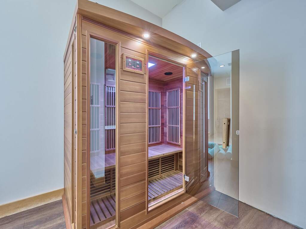 2 Bedroom Apartment/Flat's Image 45
