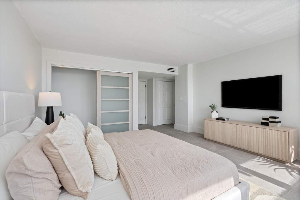 2 Bedroom Apartment/Flat's Image 11