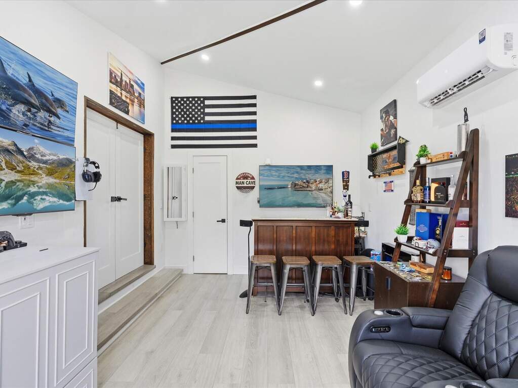 3 Bedroom Single Family Home/House's Image 20