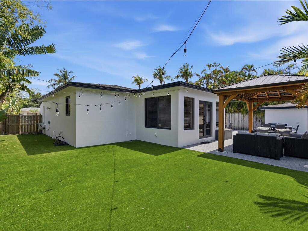 3 Bedroom Single Family Home/House's Image 21