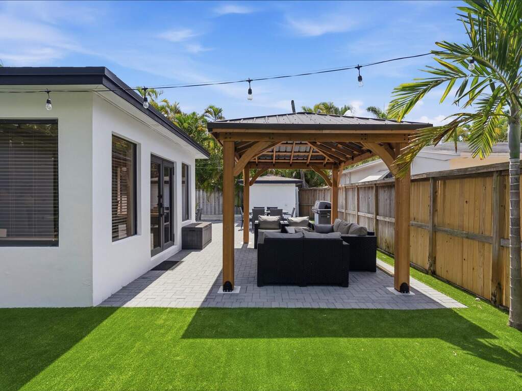 3 Bedroom Single Family Home/House's Image 22