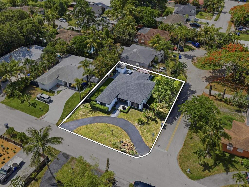 3 Bedroom Single Family Home/House's Image 28