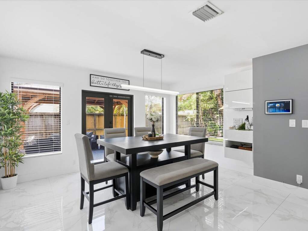 3 Bedroom Single Family Home/House's Image 5
