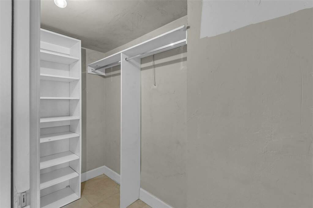 2 Bedroom Apartment/Flat's Image 20