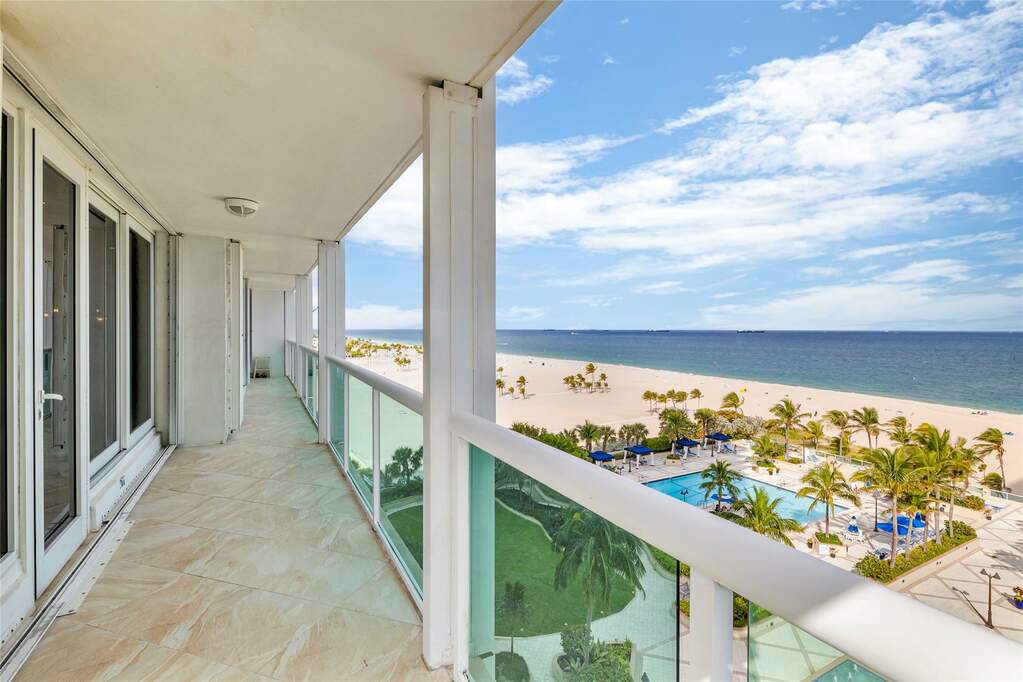 Beautiful Pool Deck!
