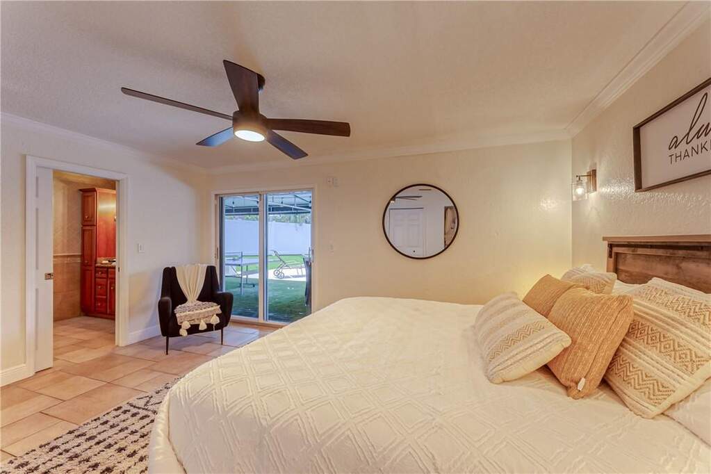 5 Bedroom Single Family Home/House's Image 24