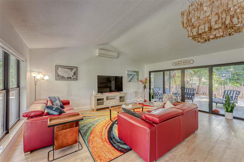 3 Bedroom Single Family Home/House's Image 39