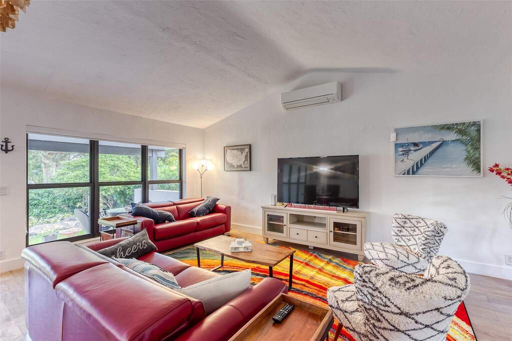 3 Bedroom Single Family Home/House's Image 41