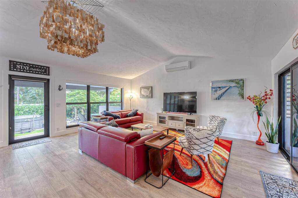3 Bedroom Single Family Home/House's Image 42