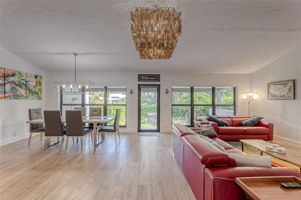 3 Bedroom Single Family Home/House's Image 43