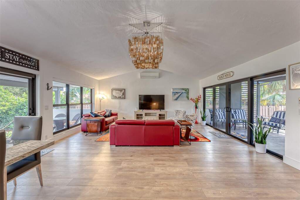 3 Bedroom Single Family Home/House's Image 44