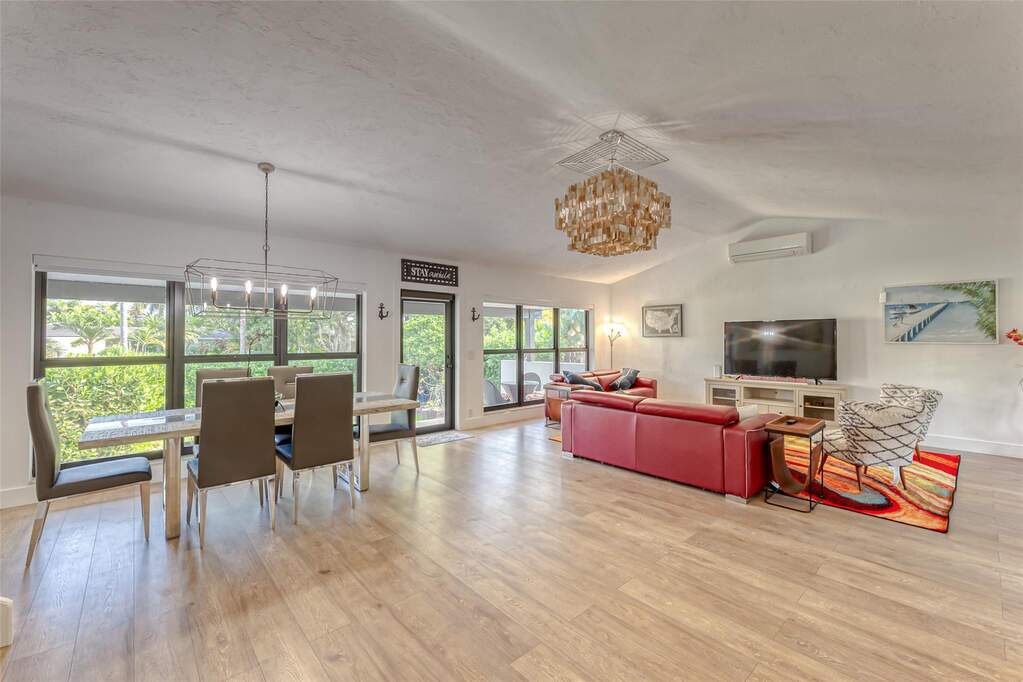 3 Bedroom Single Family Home/House's Image 45