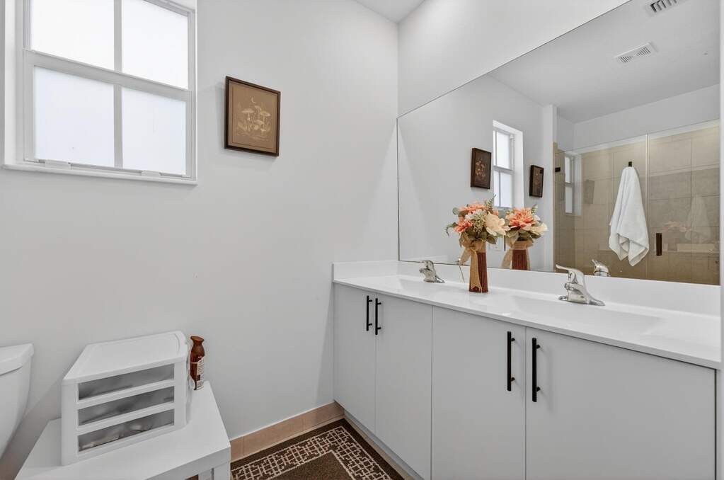 3 Bedroom Villa/Townhouse's Image 23