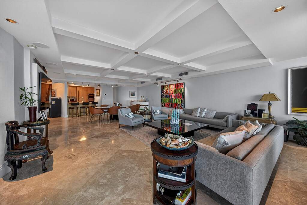 2 Bedroom Apartment/Flat's Image 5