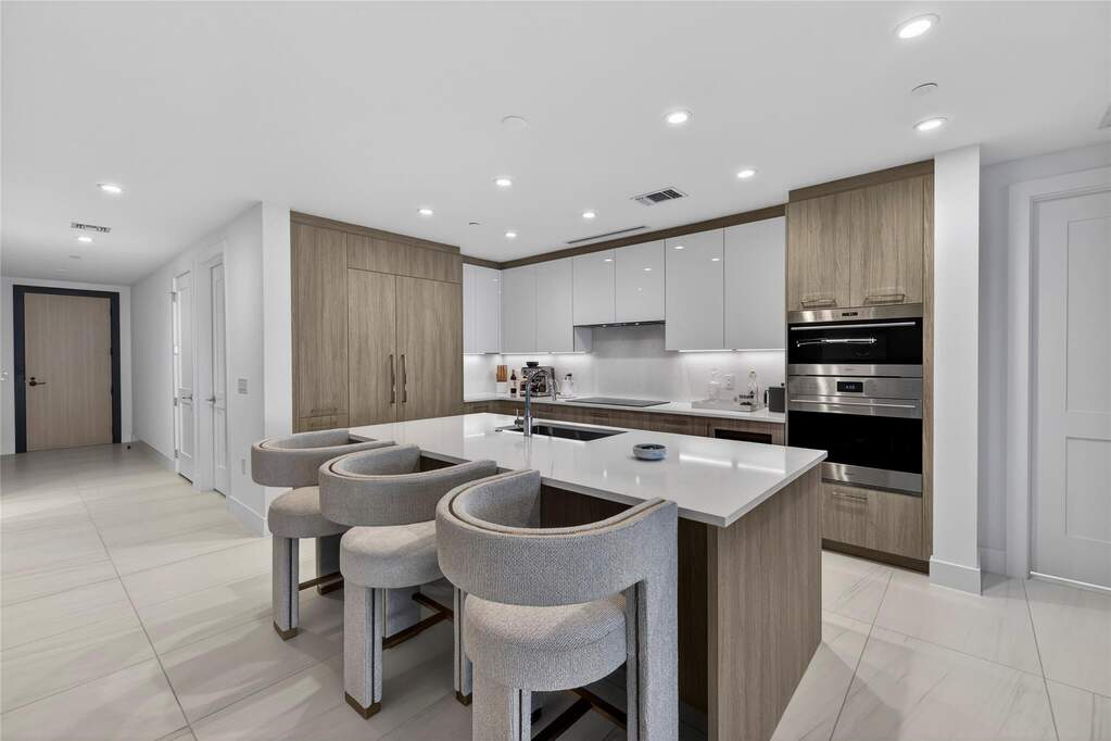 2 Bedroom Apartment/Flat's Image 10