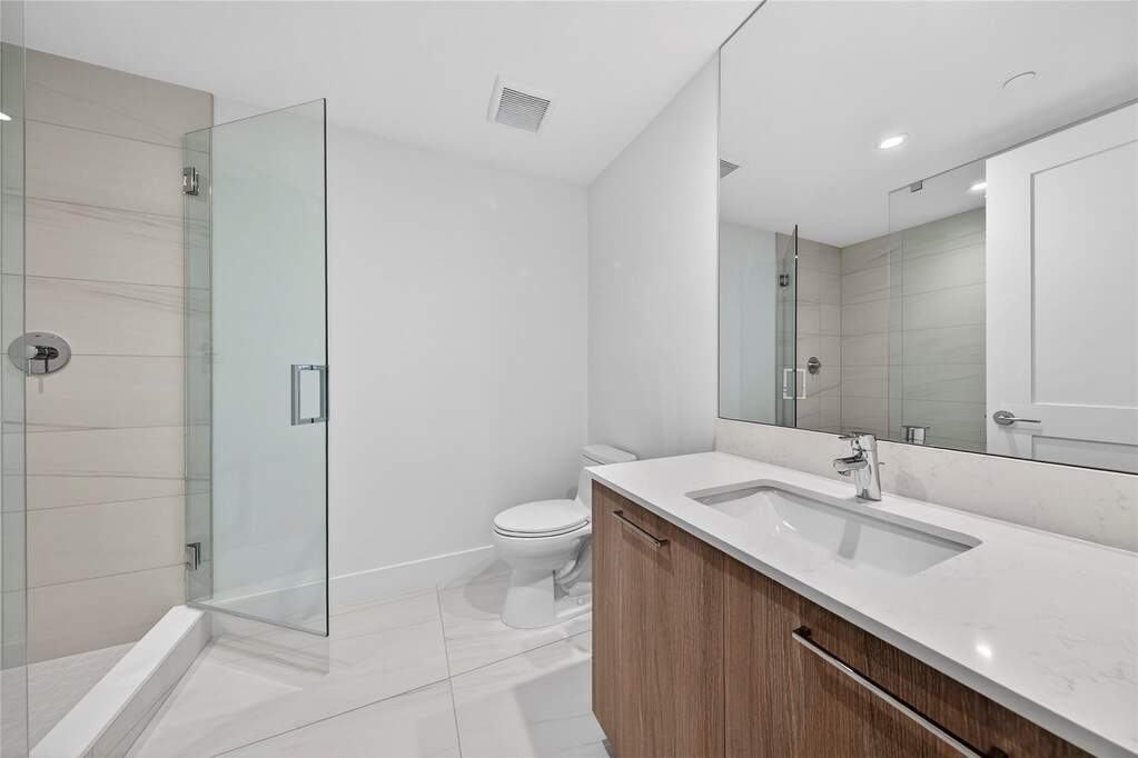 2 Bedroom Apartment/Flat's Image 23