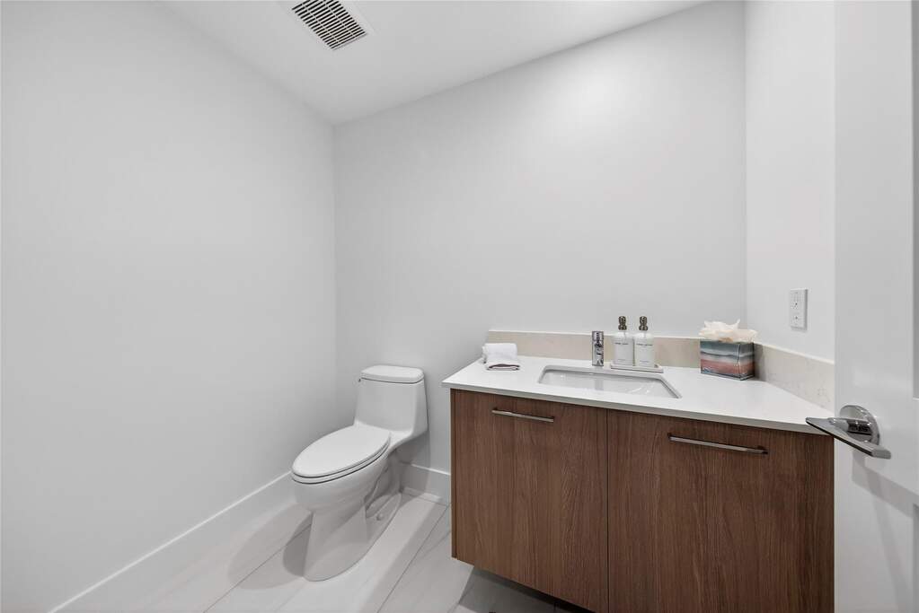 2 Bedroom Apartment/Flat's Image 26