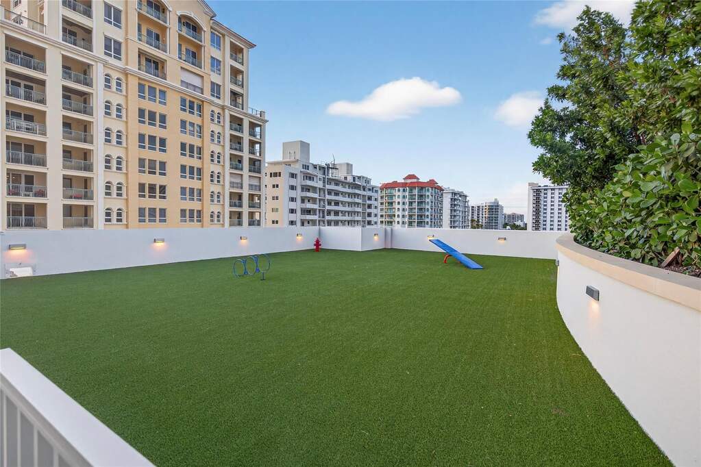 2 Bedroom Apartment/Flat's Image 38