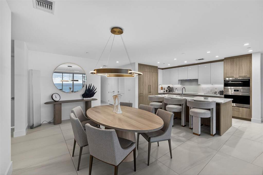 2 Bedroom Apartment/Flat's Image 6