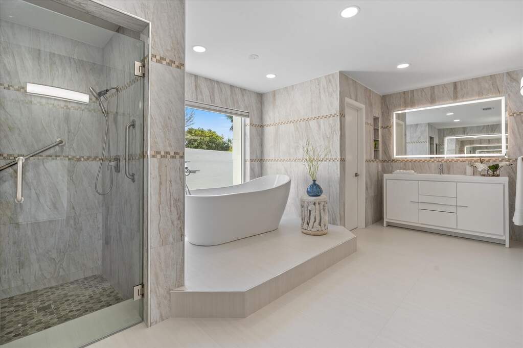3 Bedroom Single Family Home/House's Image 27