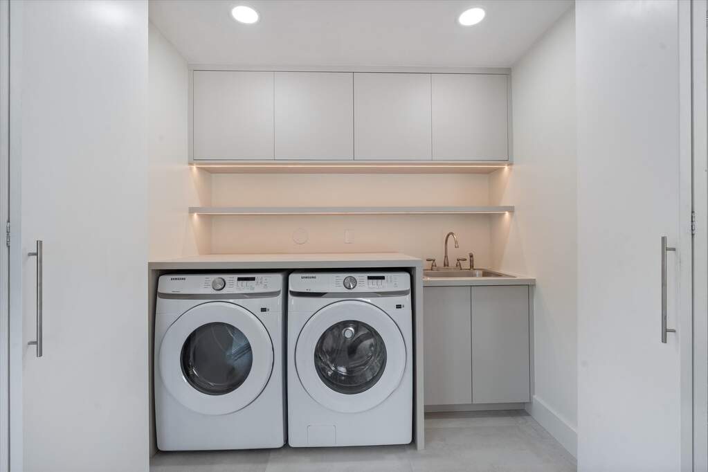 3 Bedroom Single Family Home/House's Image 35