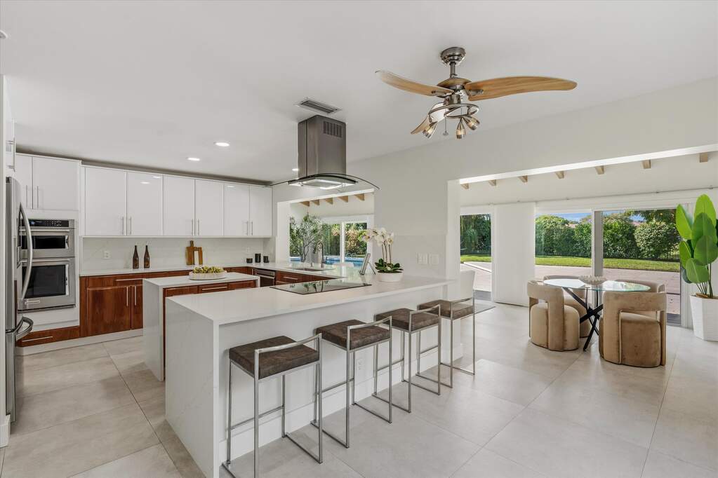 Open Kitchen