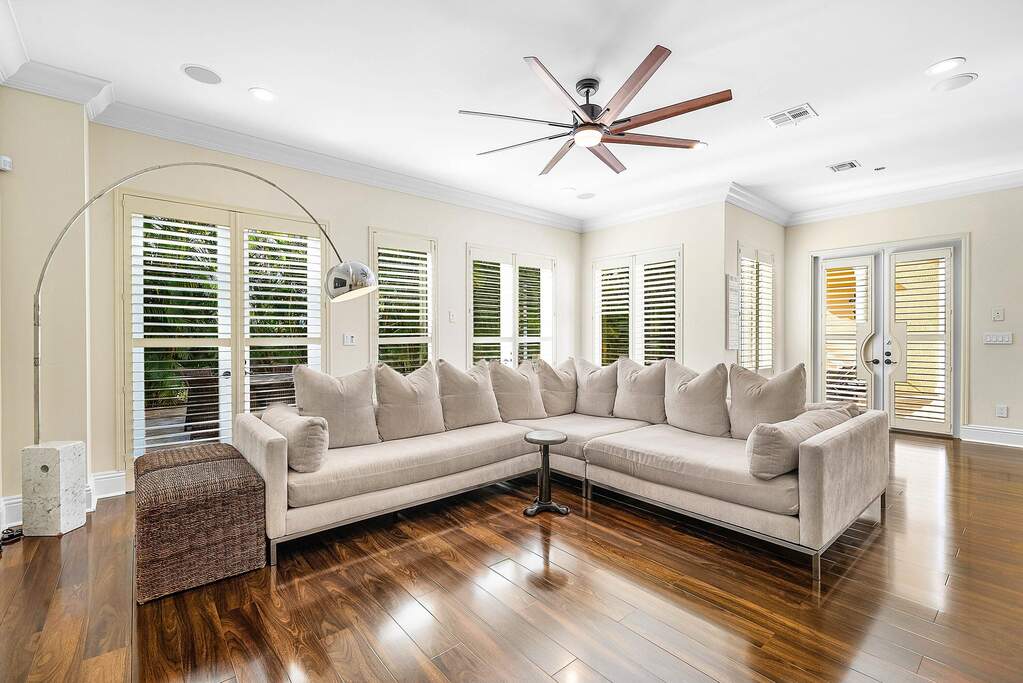 5 Bedroom Single Family Home/House's Image 24